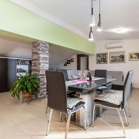 Gorgeous Apartment In Rijeka With Kitchen Exteriör bild