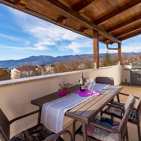 Gorgeous Apartment In Rijeka With Kitchen Exteriör bild