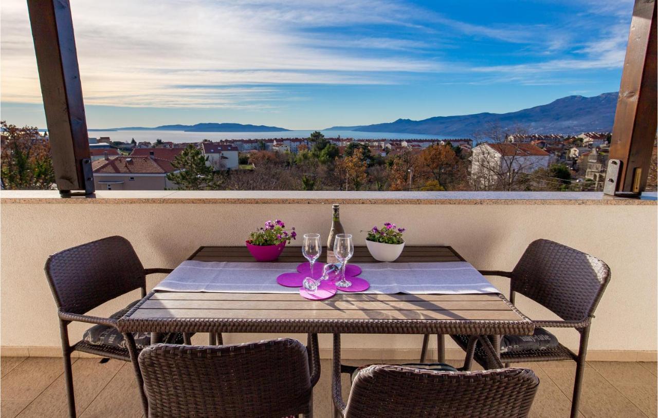 Gorgeous Apartment In Rijeka With Kitchen Exteriör bild