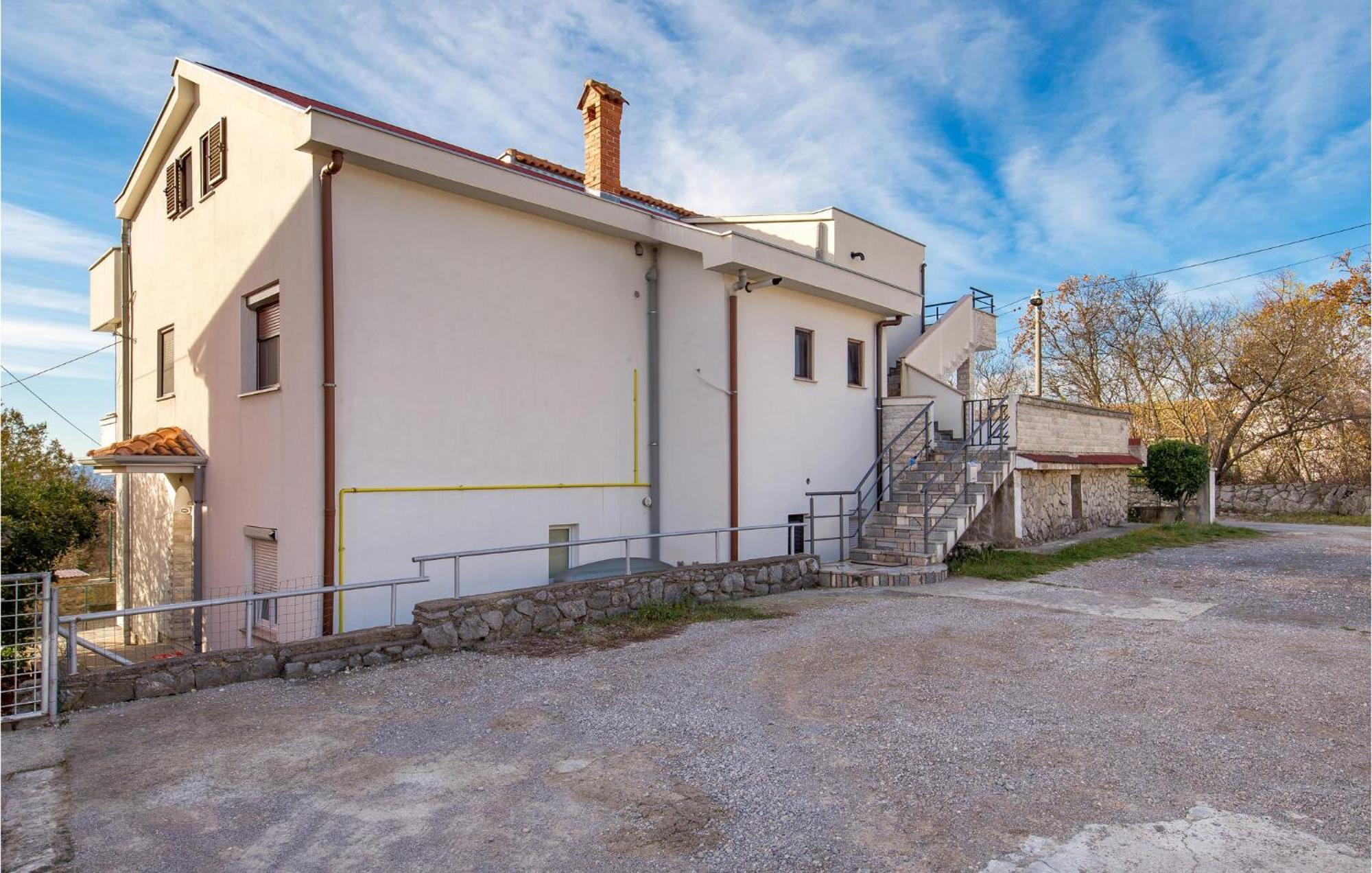 Gorgeous Apartment In Rijeka With Kitchen Exteriör bild